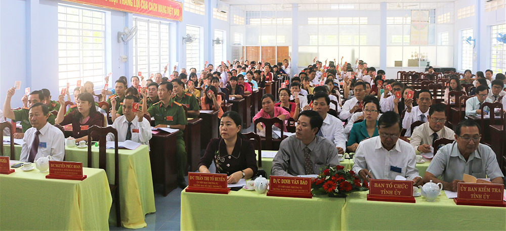 Đại hội điểm Đảng bộ phường Vĩnh Nguơn lần thứ XVI