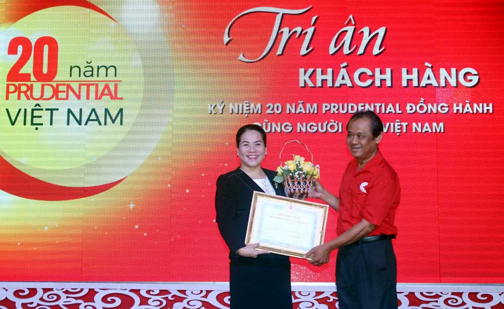 Prudential Châu Đốc-Tân Châu-Tri Tôn-Hồng Ngự chung tay cùng khách hàng trước dịch bệnh bệnh Covid-19