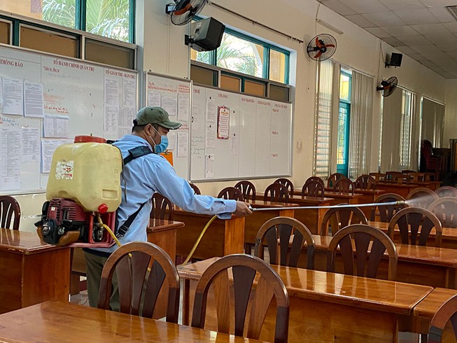 Nhiều tỉnh, thành cho học sinh THPT đi học lại