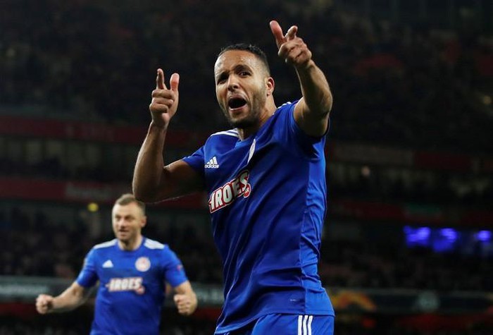 Nhận lá thăm may mắn, Man United thành ứng viên vô địch