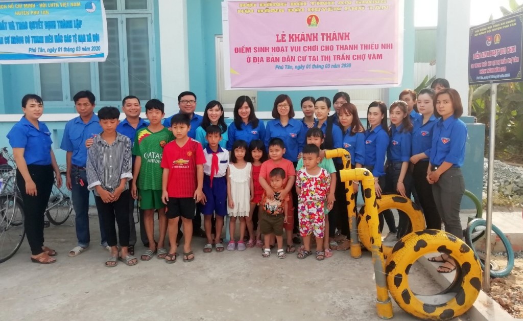 Phú Tân ra quân Tháng Thanh niên năm 2020