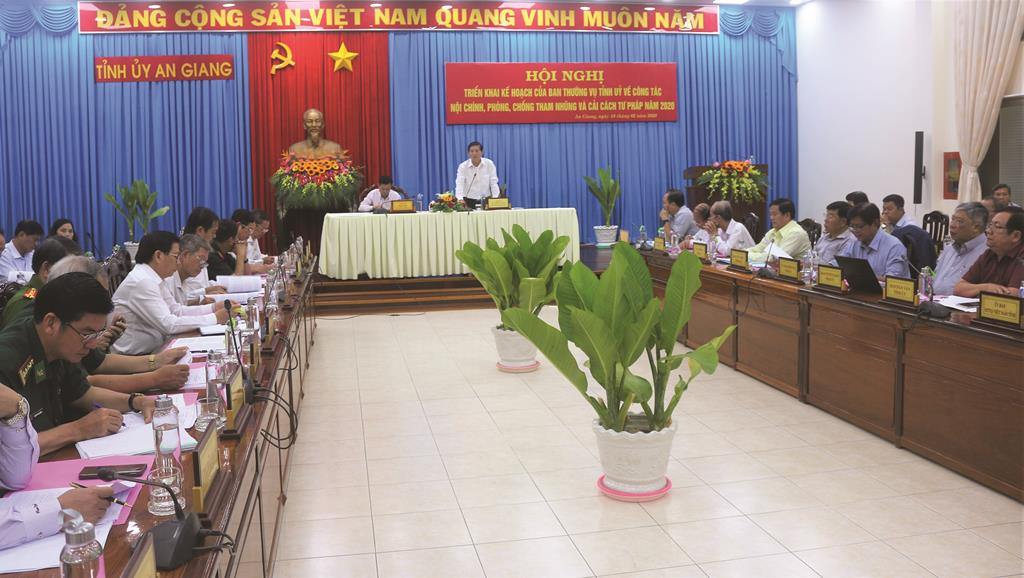 Tăng cường công tác phòng, chống tham nhũng, lãng phí