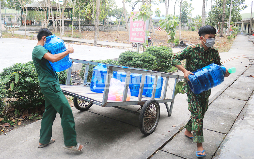 An Giang tiếp nhận cách ly 235 người về từ Hàn Quốc An Giang tiếp nhận cách ly 235 người về từ Hàn Quốc