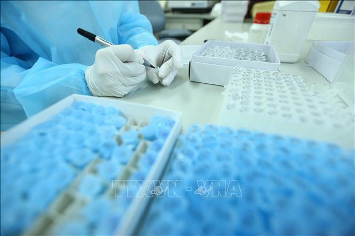 Nhóm nhà khoa học nữ phân lập thành công SARS-CoV-2 được xét trao Giải thưởng Kovalevskaia