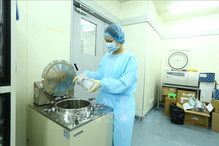 Nhóm nhà khoa học nữ phân lập thành công SARS-CoV-2 được xét trao Giải thưởng Kovalevskaia