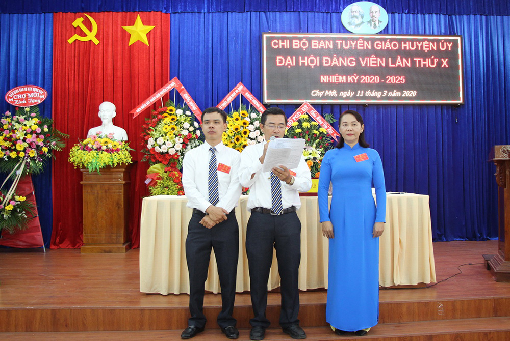 Đại hội điểm Chi bộ Ban Tuyên giáo Huyện ủy Chợ Mới