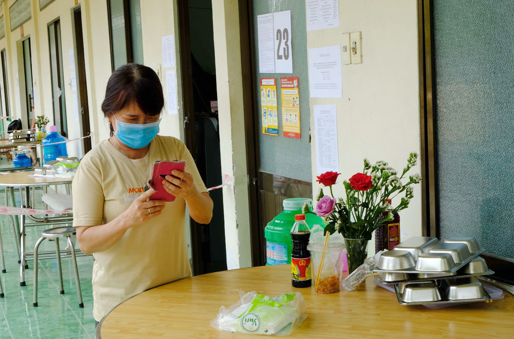 Nhịp sống bình yên tại khu cách ly Trường Quân sự tỉnh An Giang