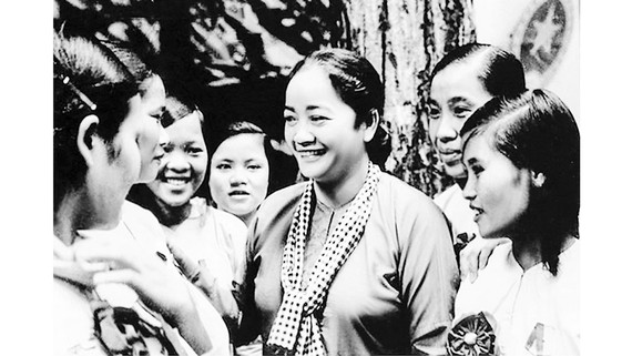 Nhớ Cô Ba Định