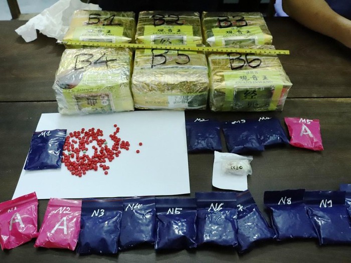 Bắt đối tượng vận chuyển 6kg ma túy đá, hơn 3.000 viên ma túy tổng hợp