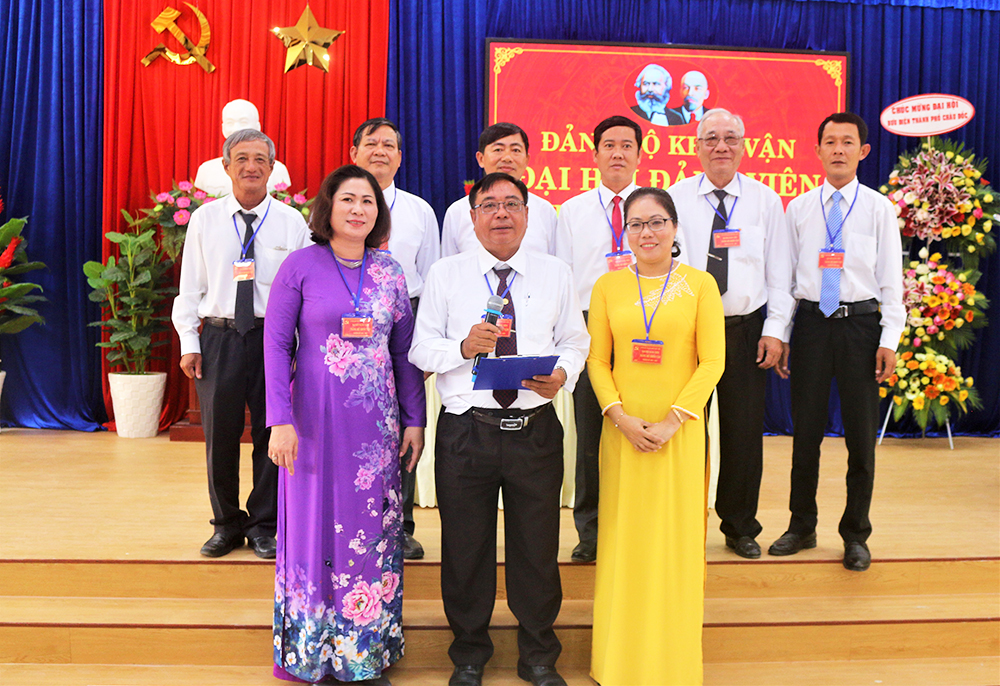 Đảng bộ Khối vận TP. Châu Đốc đại hội điểm bầu trực tiếp Bí thư Đảng bộ Khối vận TP. Châu Đốc đại hội điểm bầu trực tiếp Bí thư