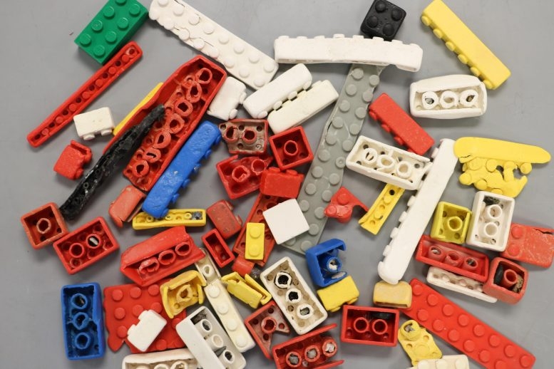 Gạch LEGO có thể tồn tại trong đại dương tới 1.300 năm - Báo An ...