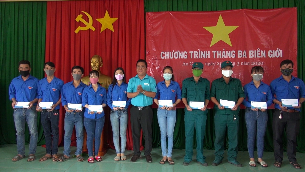 Tổ chức Chương trình “Tháng ba biên giới” năm 2020 tại TX. Tân Châu