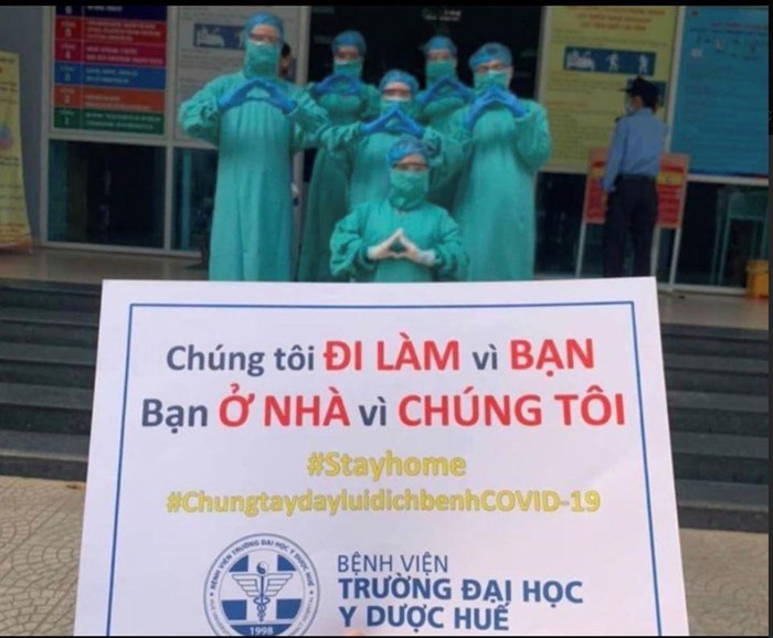 Những thông điệp chống dịch COVID-19 đầy tâm huyết của những 'chiến sĩ' ngành y