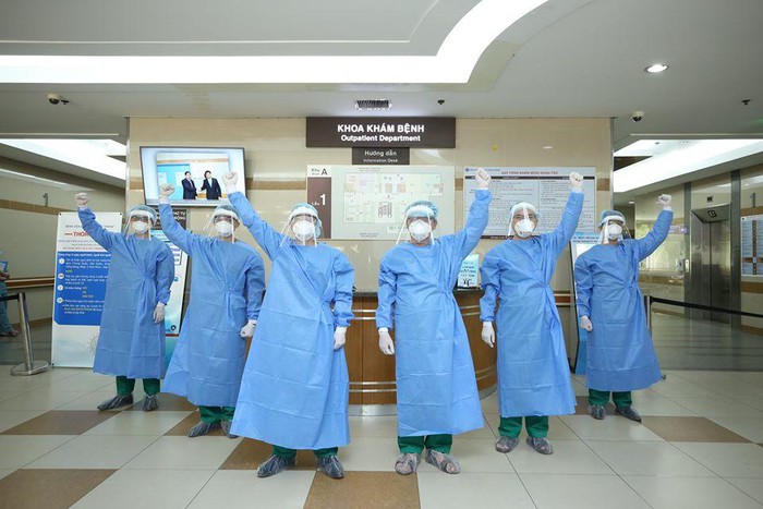 Những thông điệp chống dịch COVID-19 đầy tâm huyết của những 'chiến sĩ' ngành y