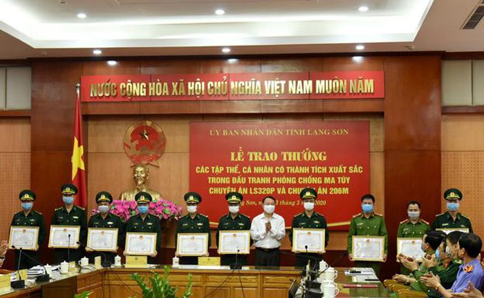 Bắt giữ thêm 2 đối tượng trong đường dây vận chuyển 446kg ma túy