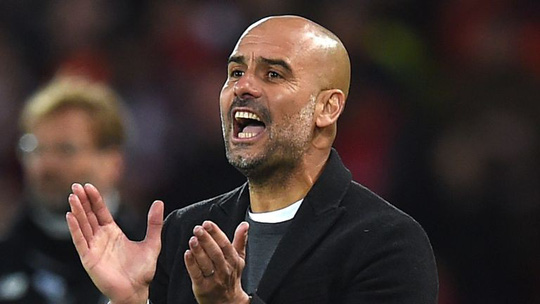 Messi, Ronaldo, HLV Guardiola quyên góp hàng triệu USD chống Covid-19