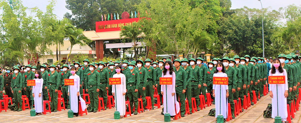 Châu Đốc xây dựng nền quốc phòng vững mạnh