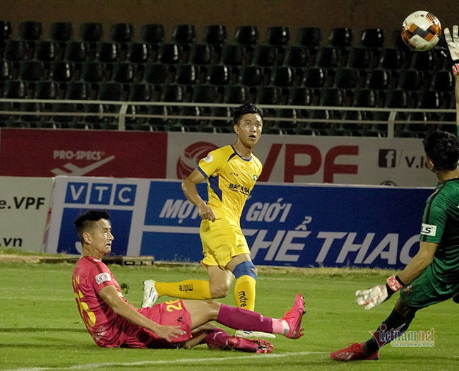 V-League 2020 bế tắc, giải cứu bằng cách nào?