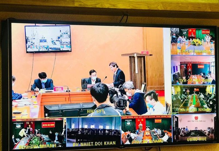 Thứ trưởng Y tế: Coi bệnh nhân số 237 mắc Covid-19 như một tâm dịch
