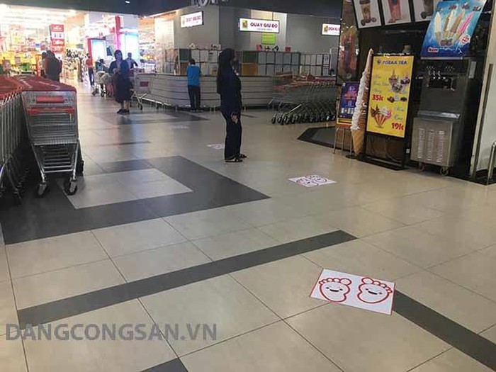 Khoảng cách hai mét và thói quen tuân thủ