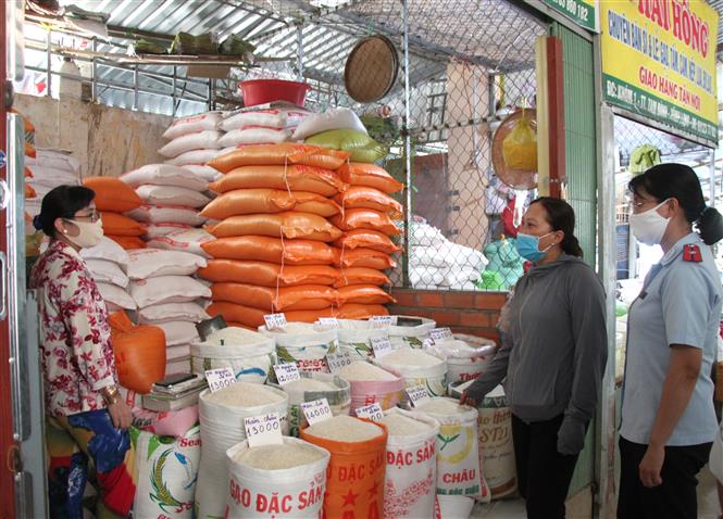 Dịch COVID-19: Việt Nam đã có 90 ca khỏi bệnh, từng bước khống chế, khoanh vùng dập dịch tránh sự lây lan