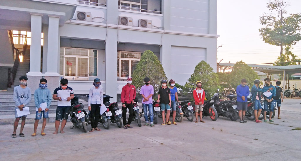 Long An: Chốt chặn, vây bắt nhóm thanh thiếu niên tụ tập đua xe trái phép