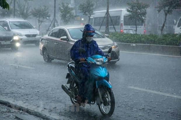 Trung Bộ, Tây Nguyên và Nam Bộ có mưa dông kèm thời tiết nguy hiểm