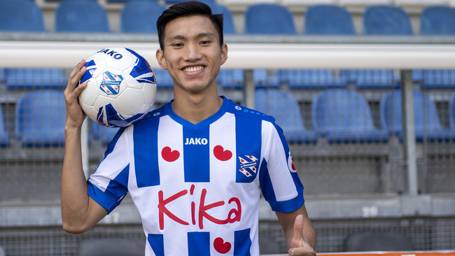 Đoàn Văn Hậu gặp khó ở Heerenveen: Phía trước là bầu trời