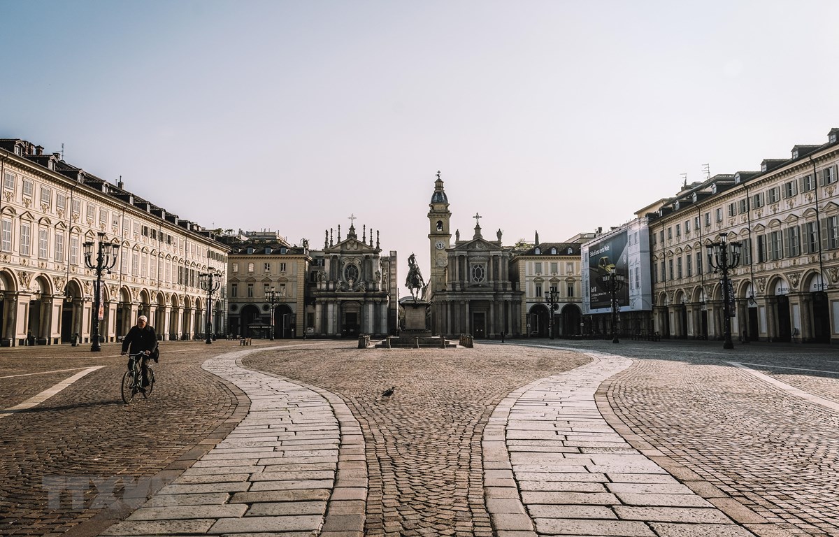 Thủ tướng Italy tham vấn về cách thức chấm dứt lệnh phong tỏa