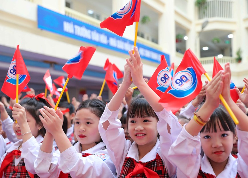 Sẽ giảm 1 mức độ đánh giá với bài kiểm tra định kỳ bậc tiểu học