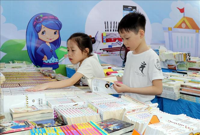 Huy động sức mạnh tổng hợp tham gia công tác khuyến học, khuyến tài