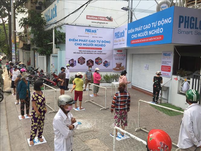 Thắp lên tình nhân ái, niềm tin vượt qua đại dịch COVID-19