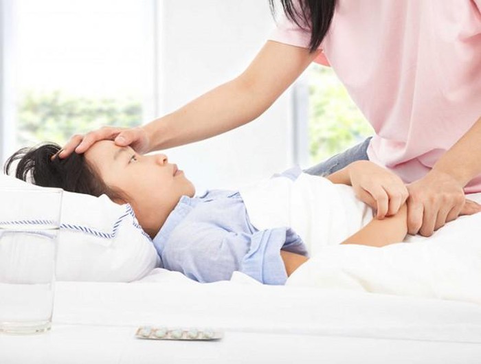 Những điều 'đại kỵ' cần tránh khi bị sốt
