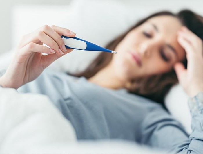 Những điều 'đại kỵ' cần tránh khi bị sốt