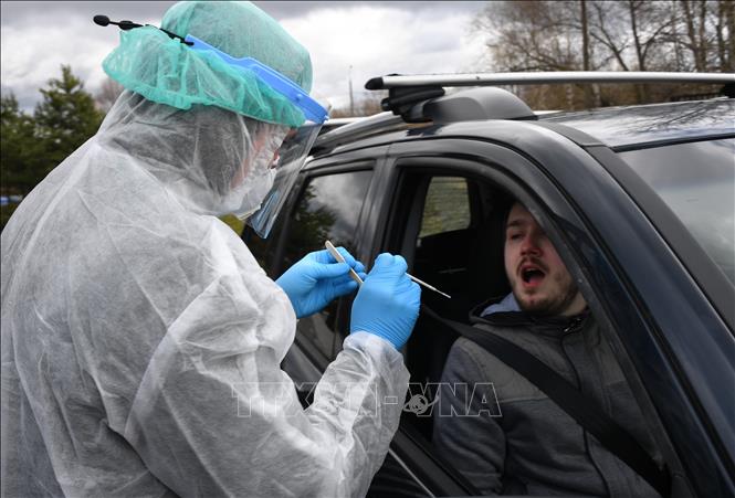 Nga phát triển kỹ thuật 'truy tìm' kháng thể virus SARS-CoV-2 trong huyết tương