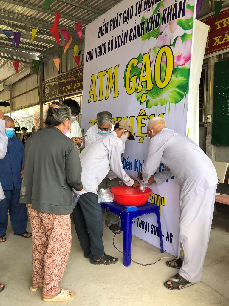 Thêm 1 cây “ATM gạo” cho người nghèo ở Thoại Sơn