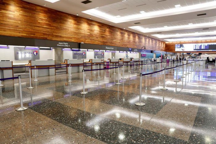 COVID-19: Thế giới nới lỏng phong tỏa, biên giới các nước vẫn đóng im lìm