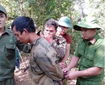 Kon Tum quyết liệt truy quét các điểm nóng phá rừng