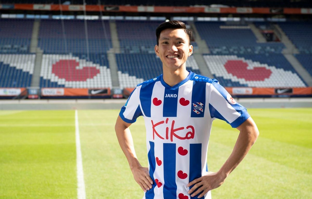 SC Heerenveen chưa “chốt kèo,” tương lai Đoàn Văn Hậu tiếp tục bỏ ngỏ