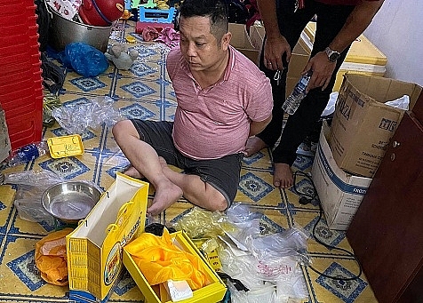 Bắt ma tuý nguỵ trang trong hộp yến sào