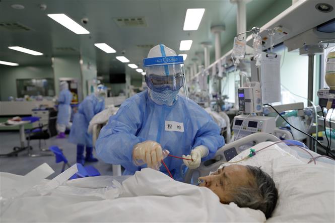 Diễn biến COVID-19 tới 6 giờ sáng 11-5: Thế giới có 4.174.751 người mắc bệnh, số ca tử vong giảm mạnh tại hầu hết các nước