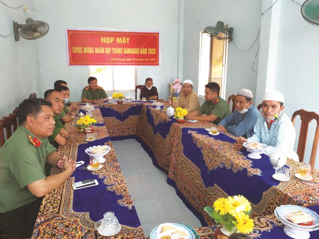 Nét đẹp làng Chăm