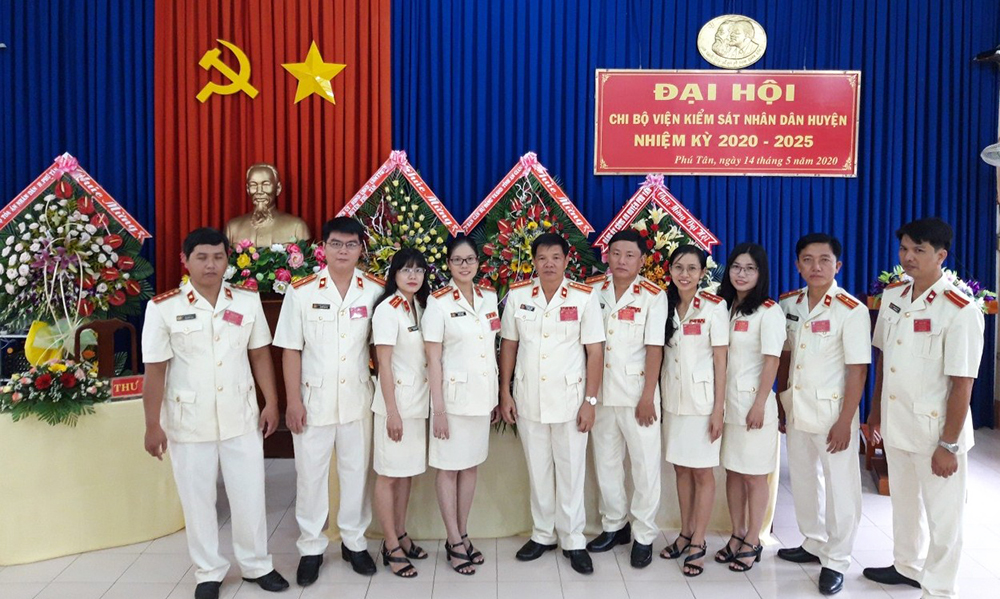 Đại hội Chi bộ Viện Kiểm sát nhân dân huyện Phú Tân (nhiệm kỳ 2020-2025) Đại hội đại biểu Chi bộ Viện Kiểm sát nhân dân huyện Phú Tân (nhiệm kỳ 2020-2025)