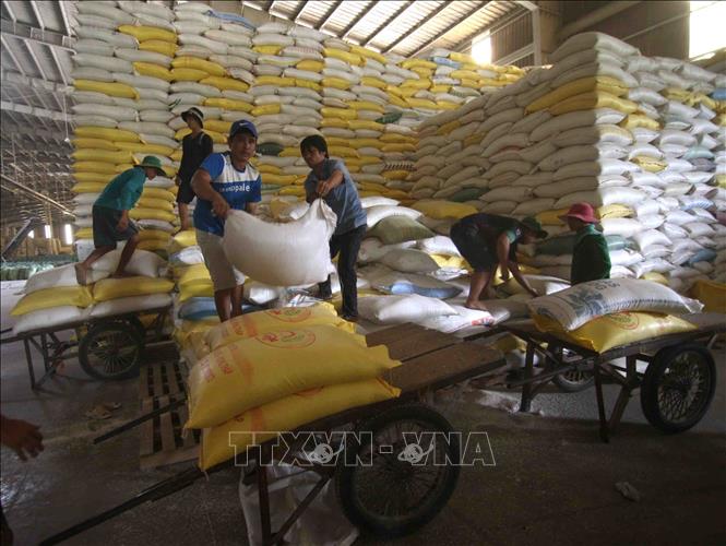 Bộ Công Thương sẽ thực hiện nghiêm quản lý xuất khẩu gạo qua các cửa khẩu quốc tế