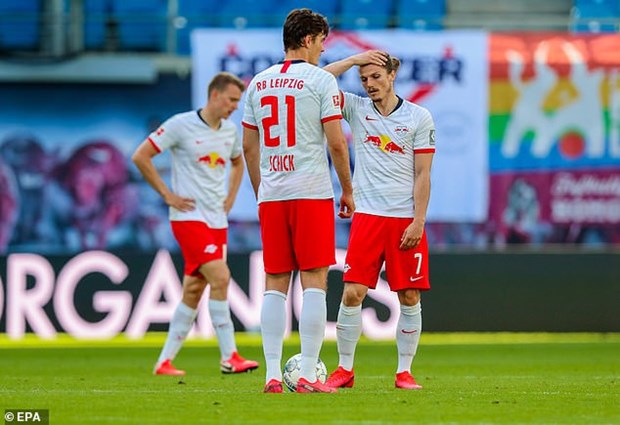 Kết quả Bundesliga: Dortmund áp sát Bayern, RB Leipzig mất điểm