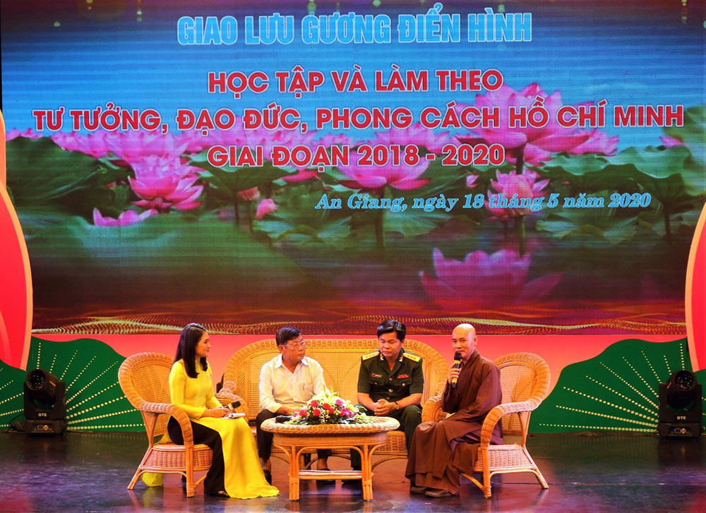 An Giang: Giao lưu, trao thưởng gương điển hình học tập và làm theo tư tưởng, đạo đức, phong cách Hồ Chí Minh