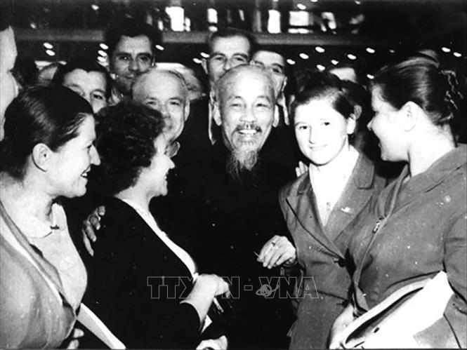 Nhân dân Nga luôn khắc ghi tình cảm đặc biệt với Chủ tịch Hồ Chí Minh