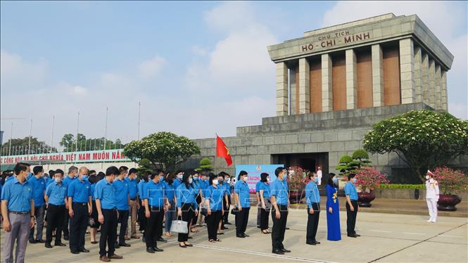 Vận dụng sáng tạo tư tưởng của Bác trong hoạt động Công đoàn