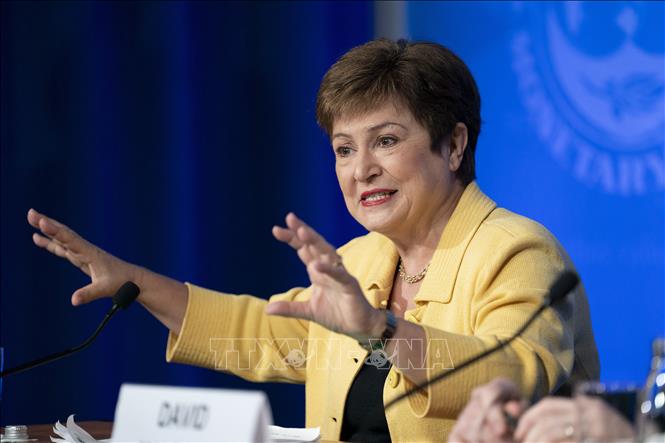 IMF: Kinh tế toàn cầu chưa thể phục hồi hoàn toàn trong năm 2021