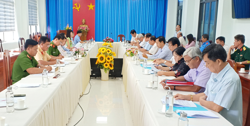 Ban Pháp chế HĐND tỉnh An Giang giám sát tại huyện Châu Phú Ban Pháp chế HĐND tỉnh An Giang giám sát tại huyện Châu Phú